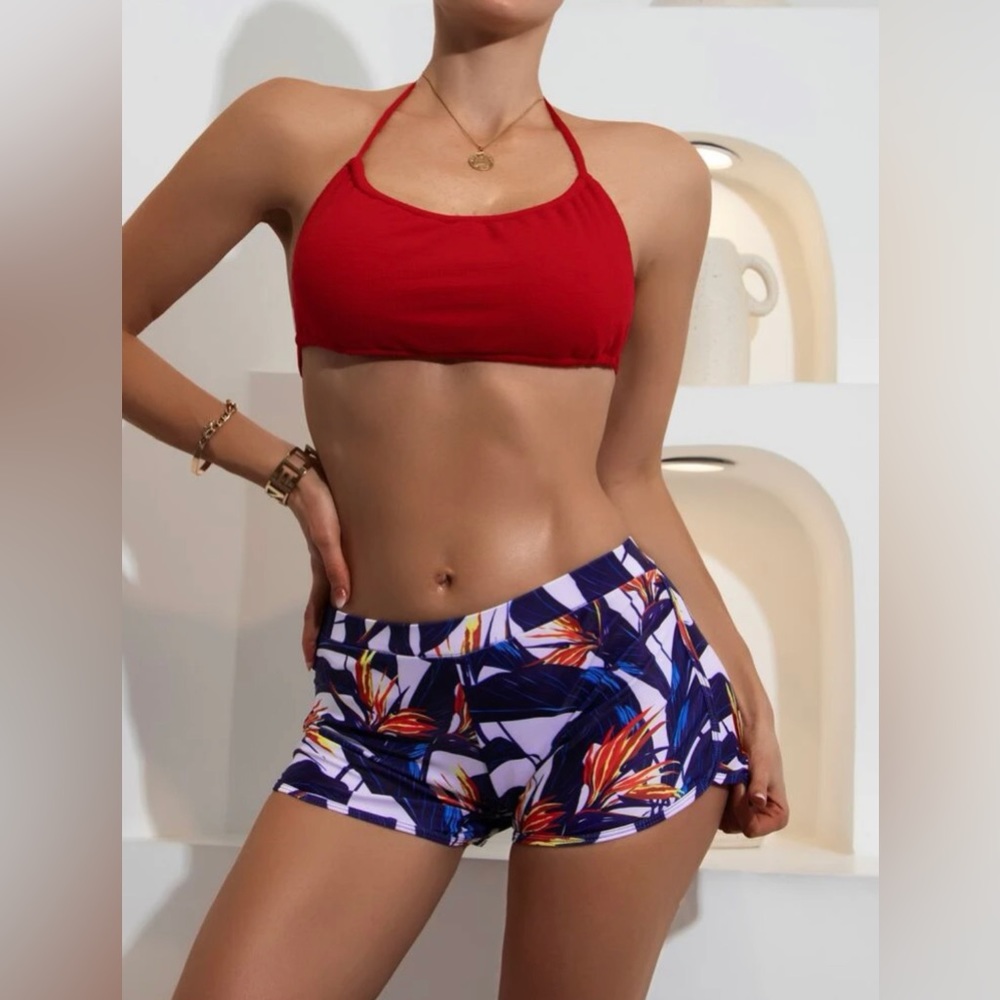 Floral Halter Bikini 2-Piece Shorts Swimsuit Set size Medium